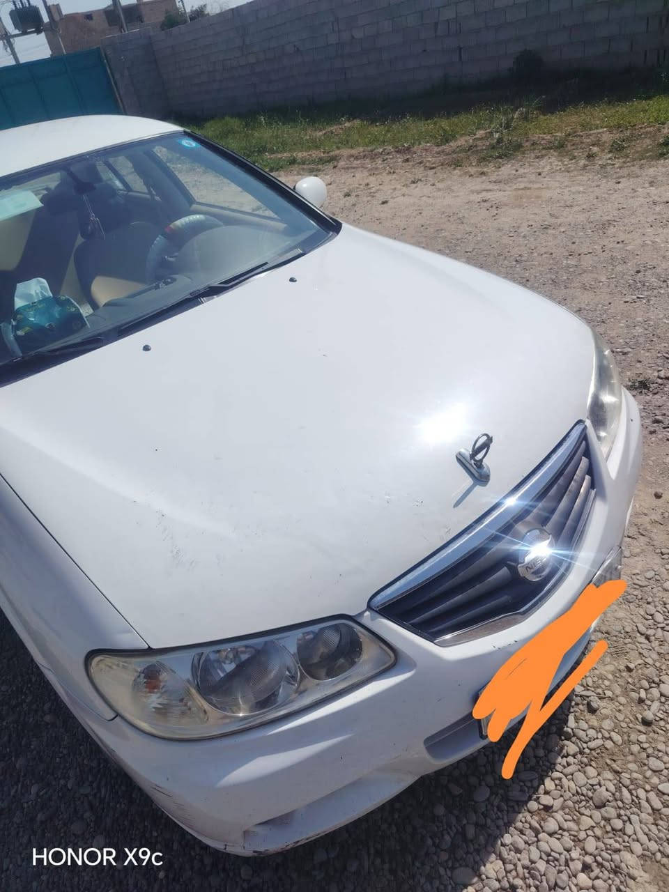 السلام عليكم
نيسان صني موديل2010ياباني 

كير محرك بالشرط تايرات نص عمر 

صدر طبه 

رقم بغداد الجديد السياره حلوه بمعنى الكلمه كلين بدون صبغ ضررهه نص البنيد بارد مكحل داخل صاج دوشمه جديده 

للاستفسار 

ه‍ ‍***********

ه‍ ***********
