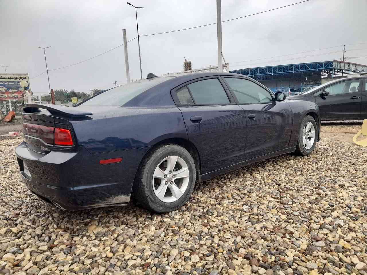 السلام عليكم للبيع جارجر موديل ٢٠١٤ وارد أمريكي رقم بغداد دولي بسمي مشروع وطني السعر ١٤٣ وبيه مجال للشراي السياره مكفوله من الضربه مكينه كير صدر تخم تاير دوشمه تبريد كله جديد مال جناي سياره جديده معنه الكلمه الستفسار ***********
