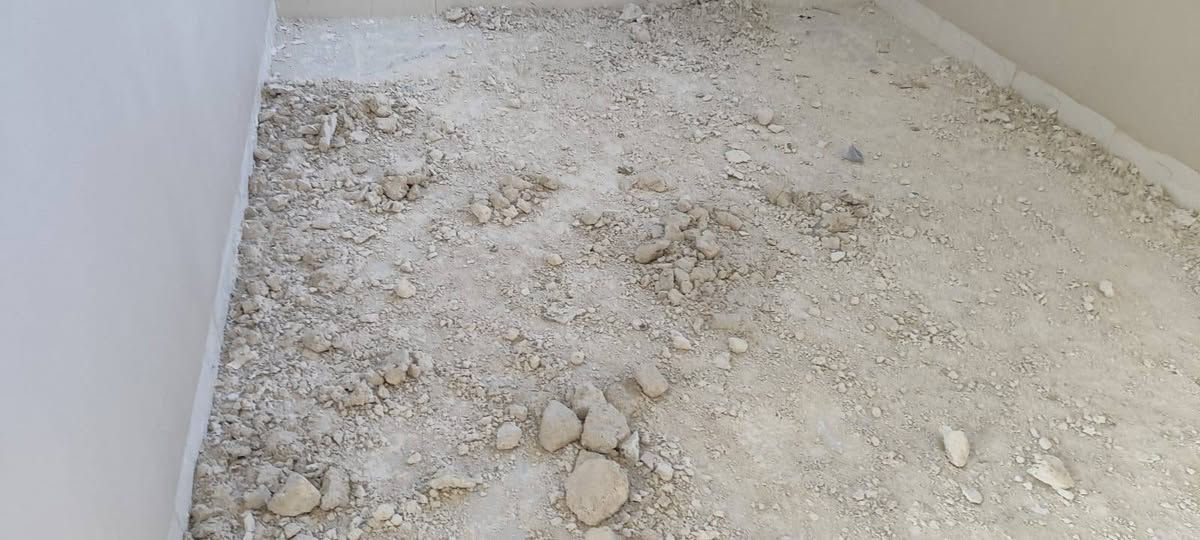 السلام عليكم 
يوجد كادر تنضيف بيوت وحفر مجاري وتعديل ارضيه وكلشي شعندك خابر نجيك
***********
