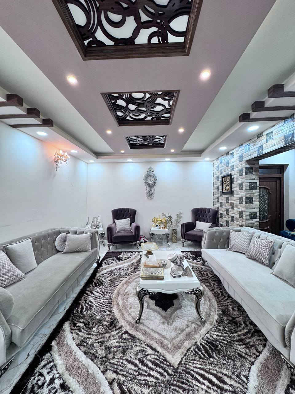 📢( إعلانـــ  إعلانــــ ) 📢
📢 دار للـبيــع محدث 2018 بالكامل                        
◾️ العنوان/الحدباء الاولى سايدين مضخه ثاني فرع في 
     سايدين مضخه بوسط شارع 15 اتجاه شروق ابتدائي  
◾المساحة240 واجهه 12معزول بدرج خارجي 
◾️طابق الاول غرفتين نوم وهول واستقبال ومطبخ
    وصحيات ومخزن خارجي كان سابقآ محل
◾الطابق الثاني 4 نوم وصحيات وبيتونه 

◾ لمعرفة الاسعار وباقي العروض 
    على رابط التلكرام 
  https://t.me/+qTZcegvM12c4NmNi 

☑️ للاستفسار مــراجعــــة #مكتــــب_البـحريـــن
حــــي الحدبــــاء قــــرب مرطبــــات البحريــــن
او الاتصــــال علــــى الارقـــام : 
      ***********
📞‏ *********** ‏
