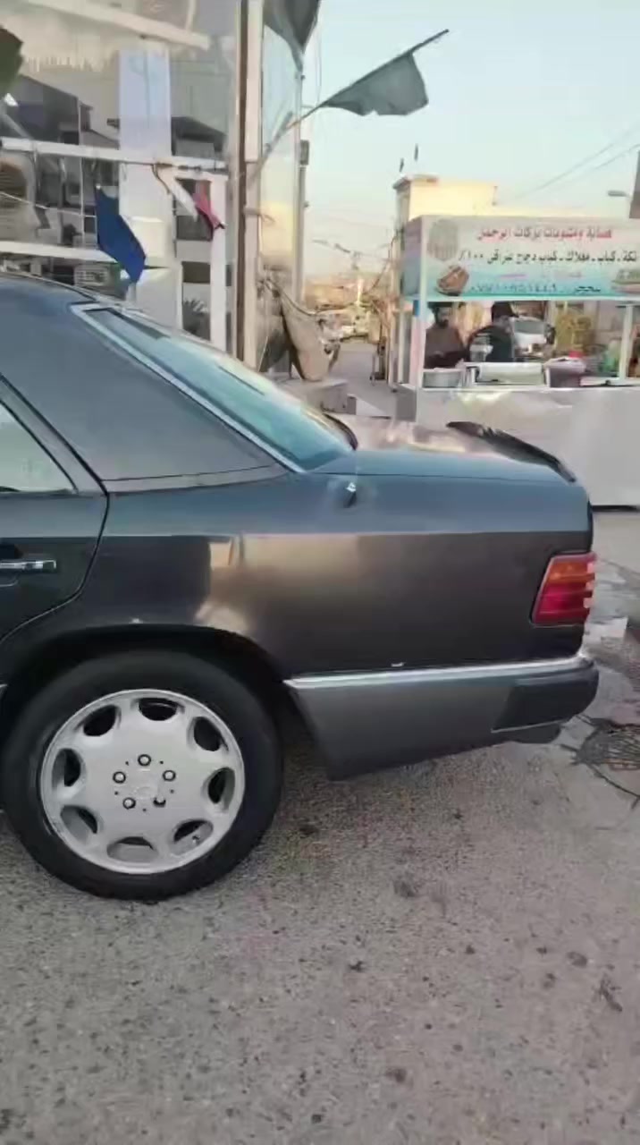 مارسيدس دب مديل 1992 رقم سليمانيه بأسمي مكان السياره بغداد مكينه بطه ثنين ونص  جديده سياره جاهزه اي نقص مابيها قواعد دبل سليمات بيع او مراوس حسب القناعه
للأستفسار هذا الرقم ***********
