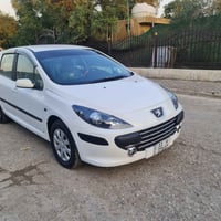 بيجو فرنسي • ٢٠٠٦ • بدون حادث