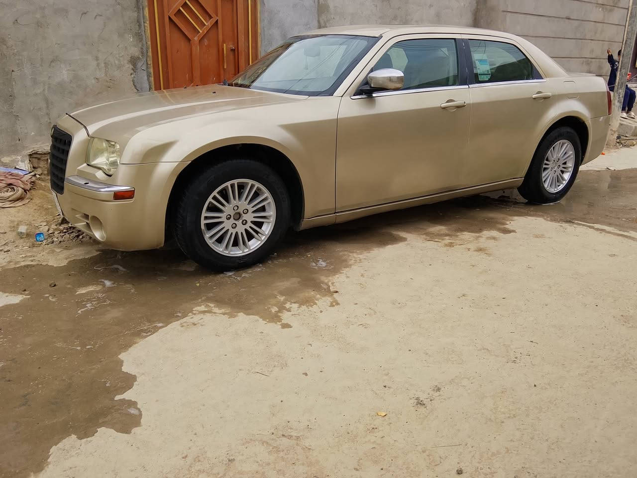 وبامه موديل 7مكينه وكير وحداديه توني شادهن صارلي اسبوع سياره مصبوغة حزام جماليه مكفوله من الكلبه وتجي والعيب الشرعي رقم بصره تحويل لمته مايعجبك سياره فول مواصفات فتح بالقماره شاشة جبيره كهربائية كله شغل لايت زنون ترايك وين ماجان السعر 80بيه مجال العنوان ذي قار بالرفاعي رقم الهاتف ***********,,***********
