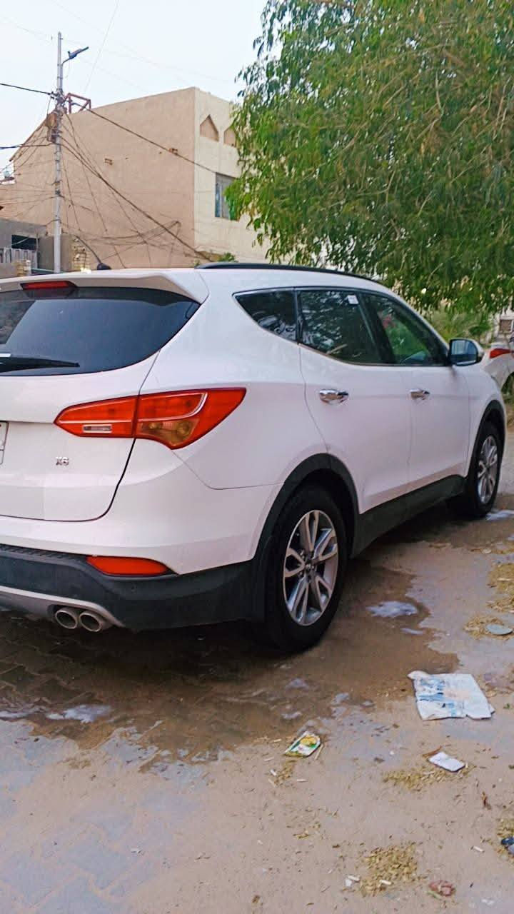 بس اليدور جديد يخابرني سنتافي 2014 ماشيه 115مكينه اربعه سلندر 
كير ست نمر ارقه. انوع شي بل سنتافي ومكينه دهن ارقه نوع ادير لتر 14الف  بانزين محسن لن مداريهه سياره
مكينه وكير ع فحص وشرط تروح تفحص اذ مفتوحات اني اخسرلك فلوس الفحص
وسياره بيهه باردين واحد بطرف جاملغ امامي بصوب صدر يعني اصبع انص اصبع ومامبين وغيرنه ميكول بس الله فوكانه وثاني ب قبق الجنه هم اصبعين وباقي كفاله عامه المكان نجف السعر 160الشراي يتصل *********** او مراسل واتساب 
وبلخدمه
