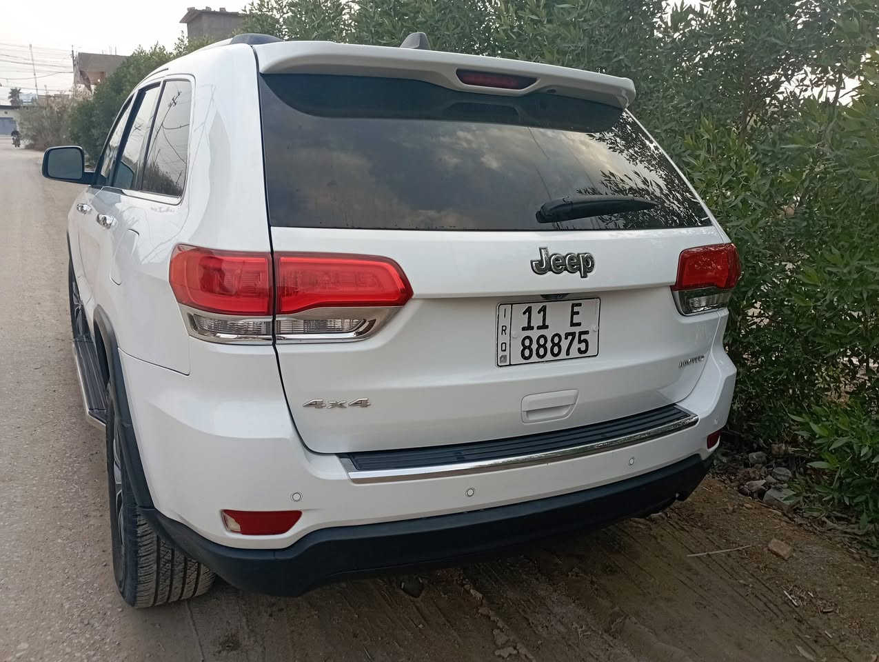 السلام عليكم
جيب جراند شيروكي 2017 ليمتد رقم بغداد دولي السياره باسمي تحويل مباشر فول مواصفات 

لايت بلاك زنون

دواخل جلد بيجي

كشنات الامامي تدفئه وتبريد

الستيرن تدفئه وتبريد

الكير ومحرك مكفول

تبريد مكفول

إيرباك سليم

حساس خلفي

بلوتوث حاكيه

شفتات ستيرن

ماشيه 78

رقم الموبايل ***********
