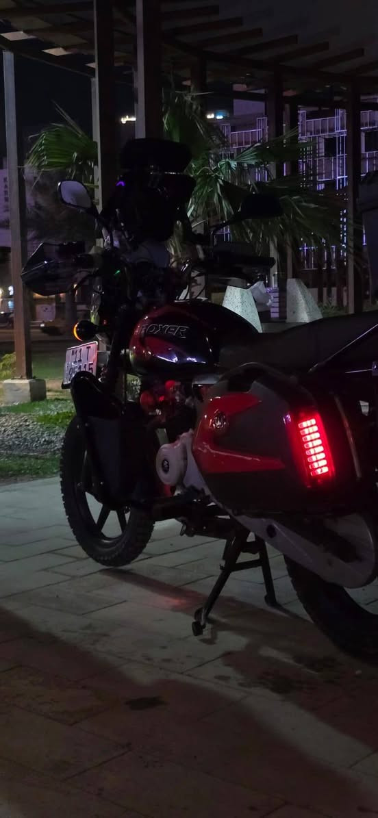 سلام عليكم بوكسر موديل ٢٣  نازل بل ٢٤  مرقم بغداد تحويل ثاني يوم بيه اضافات شوفت عينك دراجه برغي ممفتوح بيه مكاني  ساحت واثق رقم ***********
