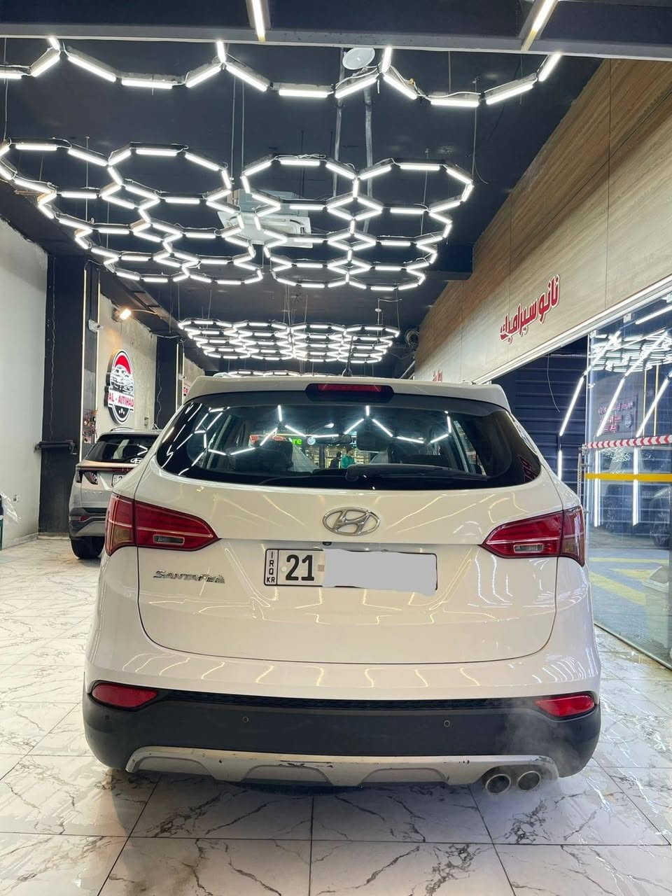 سنتافي 2013 خليجي فول مواصفات
سنويه جديده  
بيها صبغ فقط بدون دواخل باب السايق والجاملغ الامامي وشبر بالبنيدو ربع الباب  الخلفي  اثر شخوط بدون ايرباك  وبدون فتح
مكينه أربعه سلندر مبدله جديده 
السياره ما بيها اي نواقص تخم تاير جديد حداديه جديده 
رقم الهاتف ***********
 واتساب 0750 927 3790
مكان بغداد الكرخ
