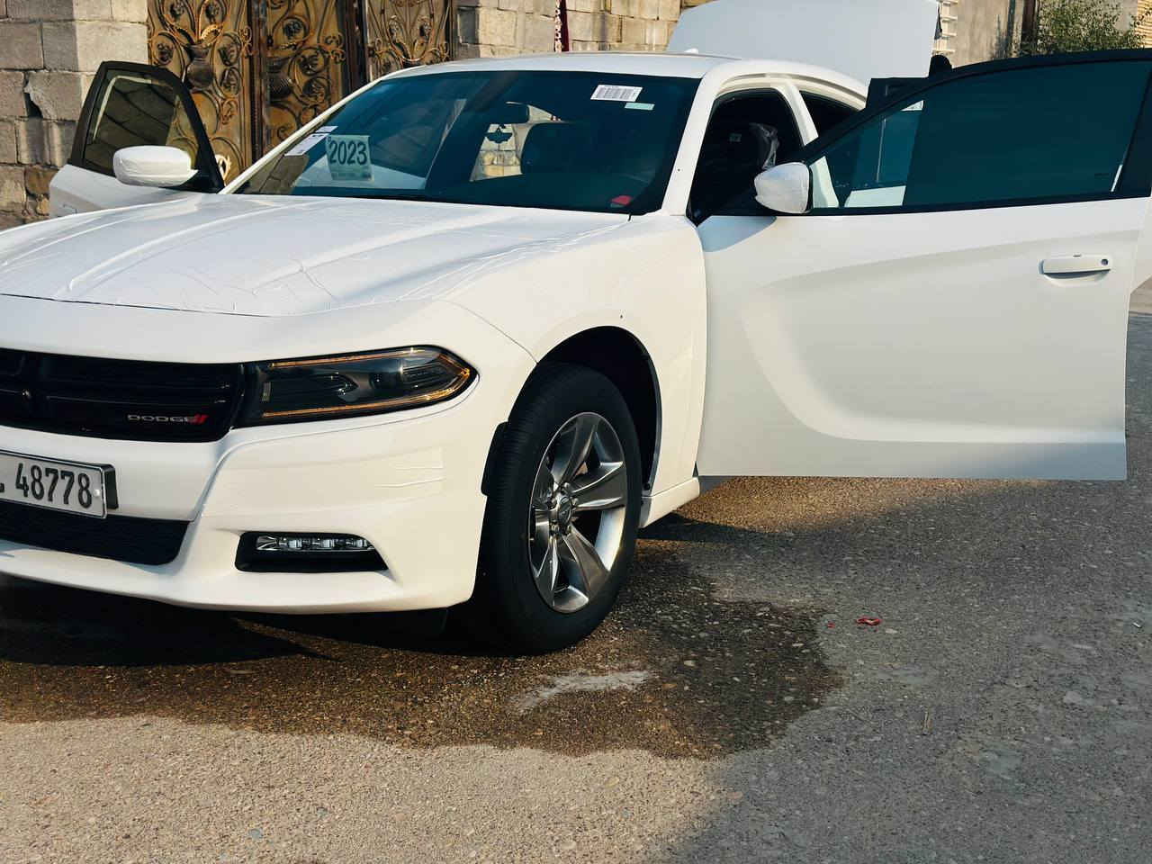 السلام عليكم احبتي
جارجر 23 اصل
رقم بغداد بسمي
ماشيه 50 وقابله لزياده
حساس خلفي
شاشه جبيره كار بلي
زنون بلاد
تخم تاير جديد
حداده جديده
سياره جديده على وضع شركه
وباقي تفاصيل تواصل على رقم
***********
