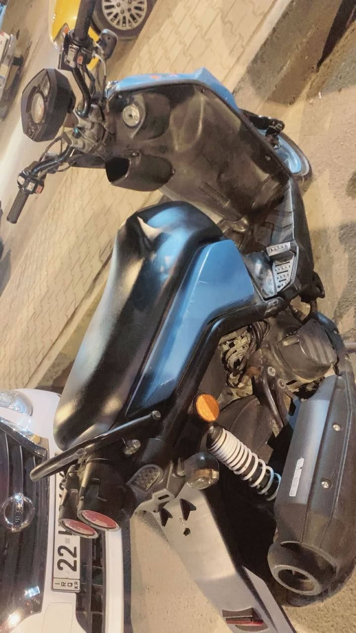 سلام عليكم شباب جبلي سنكس ياباني جديده فول مانقصه شي سعره مليون 400 /***********
