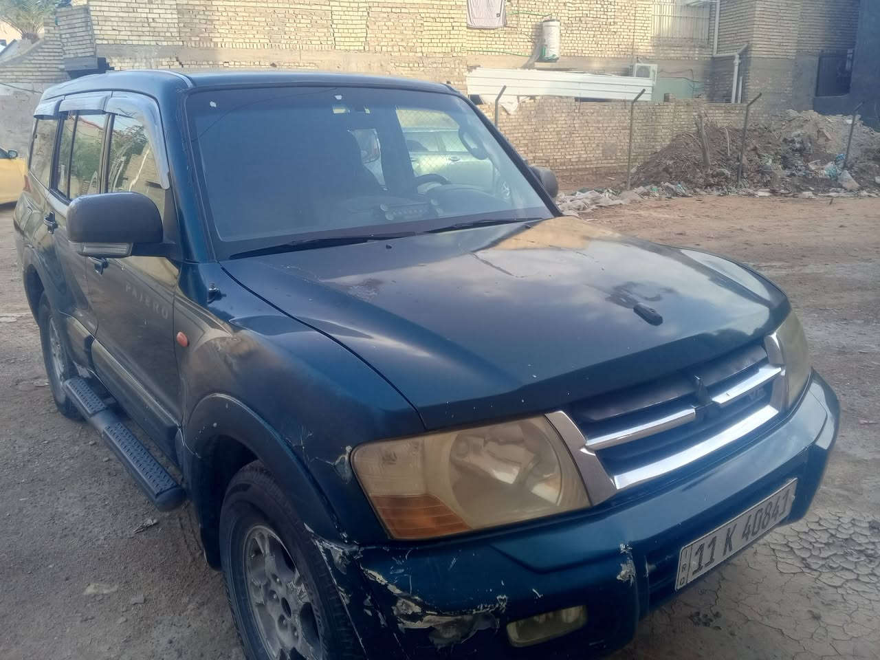 السلام عليكم
باجيرو موديل 2002  سيارة رقم بغداد باسمي تحويل مباشر السنوية 
حدادية الخلفية جديدة الامامية نص عمر تبريد شغال ثلج السيارة مابيها لا ضربة ولا صبغ على صبغها البلادي السيارة خير من الله شغل واطلع وين ما تريد للبيع او مراوس حسب القناعة 
السعر 62 وبيها مجال.......... بغداد منطقة الأمين ثانيه 
لتفاصيل اكثر اتصال او مراسلة واتساب على رقم ***********
