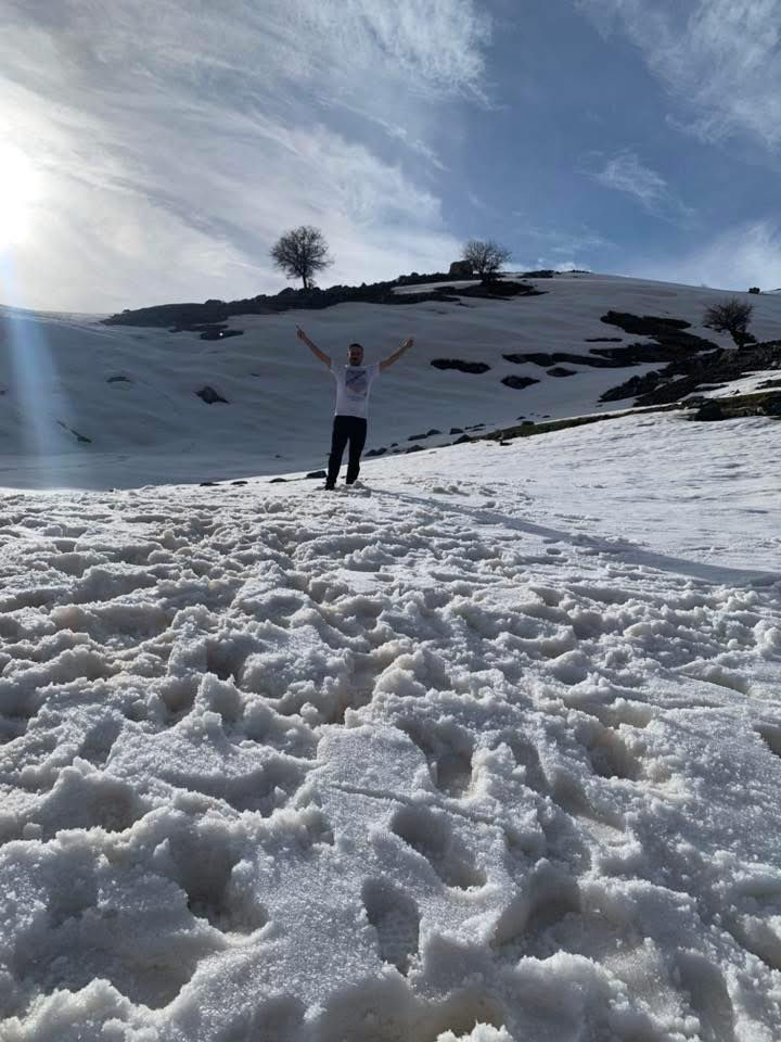 رحلتنا الى جبل الثلجية❄️❄️
اليوم الخميس ١٢-٢-٢٠٢٦

‏‎اني محمد ابو سيارة خاصة، من داخل سليمانية
 ( ٤ راكب، ٧ راكب، ١٤ راكب) 🚗🚌 
تأجرني نفتر الثلوج و مصيف
‏‎ رقمي ***********

