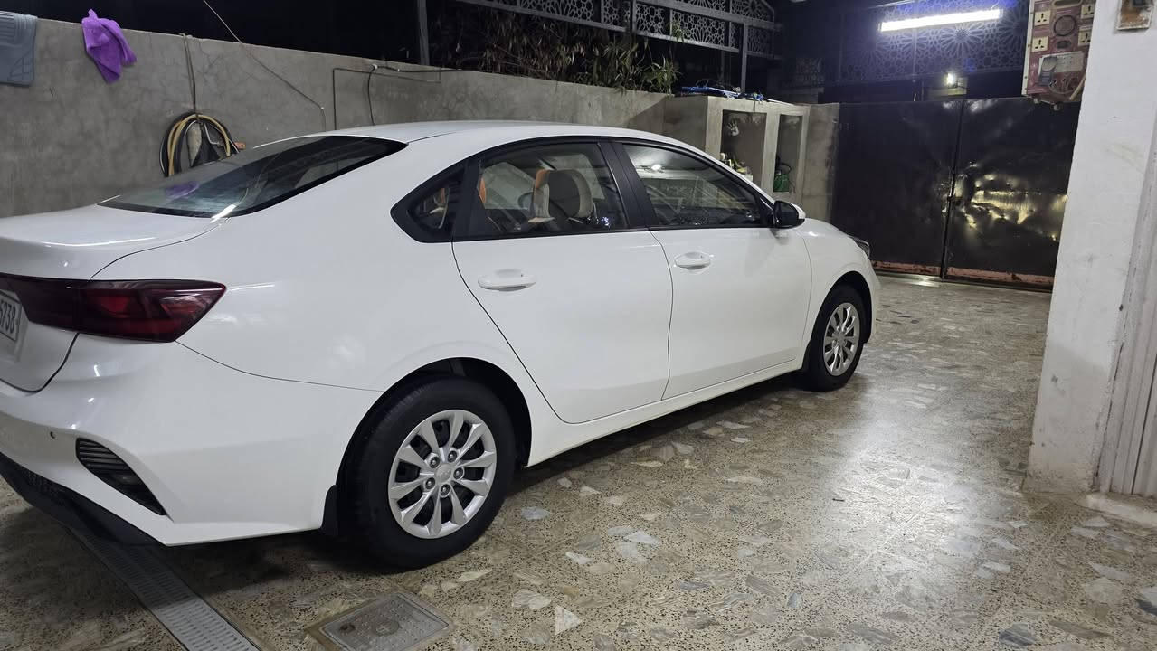 السلام عليكم ورحمة الله ...كيا سيراتو 2023 خليجي محرك 2000 دوش المرغوب رقم بغداد بسمي مكفوله كفاله عامه احلى من الصوره استلام شركه على ايدي ماشيه 59 الف نص فول السعر 175 $ بيها مجال للشراي العنوان ديالى ***********
