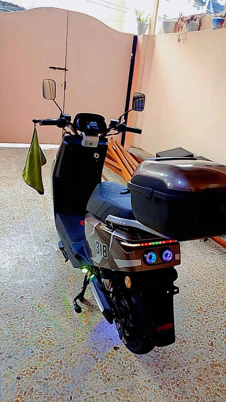 السلام عليكم ماطور للبيع جديد نظافه 100 سد بطاريات6  شرط كله شغال موصل رشيديه واللي يريد يفوت خاص‏‪‏‪0751 762 9816‬‏. 650 بمجال والمو شراي لا يخابر
