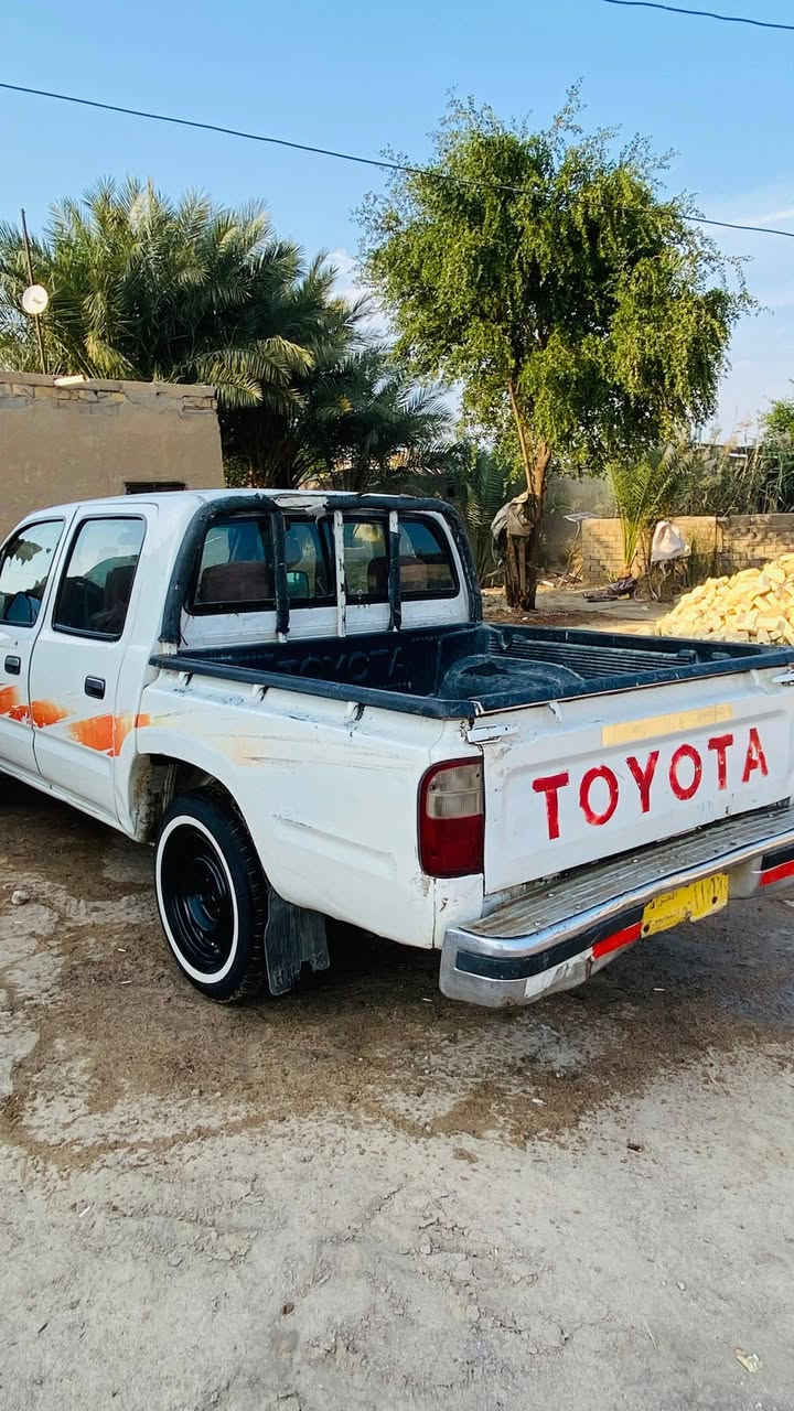 للبيع جمره موديل 2004 مبدل بيها بنيد وجاملغ والباقي كفاله كير مكينه شاصي شرط طخم تاير ابو الخطه جديد كهربائيات كلها شغاله   رقم بصره معاملتهه وصل بيه للنص واني اكملهه   سعر 88وبيها مجال مكان ناصريه ***********
