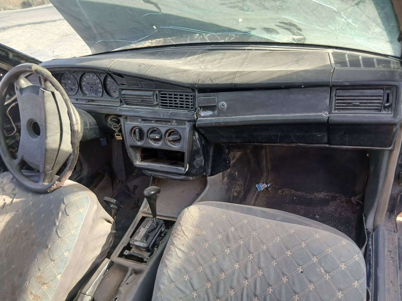 تم تفصيخ مارسيدس  محرك وكير مكفولات المكان بابل مشروع المسيب طريق ابوجاسم ***********
