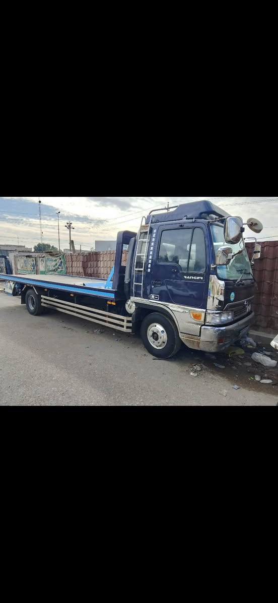 هينو صطحيه سيارة جاهزه مكينه سوبر رقم واصط انكليزي 2001 سنويه حمل سعر 210بدي 3جكات *********** مكان بغداد البلديات اخوان اني مكلف بل نشر
