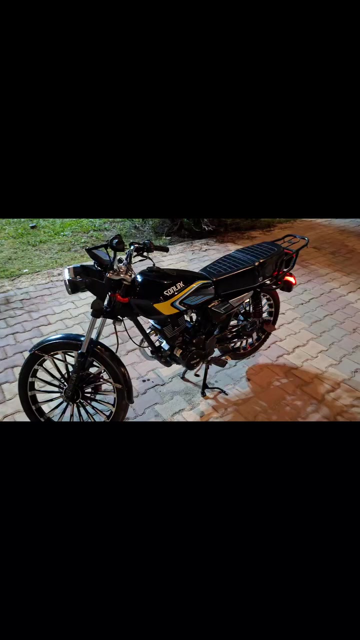 سونك موديل 24 محرك 200سيسي شوفت عينك نضافه  
(بيع & مراوس)
مكاني كربلاء السعر 725 بيها مجال بسيط 
***********
