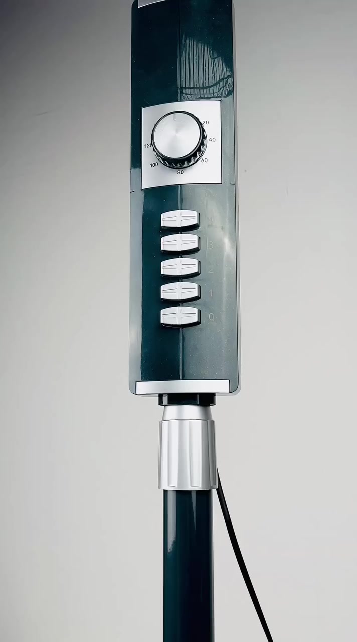 هاي البنكة اني شخصيا اشتريت منها قبل يومين وحبيت افيدكم وياي واعرضها الكم لان كولش ممتازه وتسوى كل فلوسها 🔥

 وسعرها مناسب 55 الف ✨ شامل التوصيل 

مروحة عمودية كهربائية 18انج من اوناكس

المميزات:

4 سرعات للتشغيل

القياس: 18 بوصة

مؤقت 20- 120 دقيقة يمكن التحكم به لاطفاء المروحة بشكل تلقائي

راس دوار مع طول قابل للتعديل

ضمان لمدة سنة من تاريخ الشراء

الطاقة: 80  واط

رقم الموديل: DB-1809

طول سلك الكهرباء: 260 سم

أبعاد الغلاف: الارتفاع: 61 سم الطول: 15 سم العرض: 56 سم

أبعاد المنتج: الارتفاع:127 - 146 سم القطر: 43 سم

الملاحظات:

المروحة لا تعمل على الشحن


**إذا كنت صاحب هذا الإعلان وتريد حذفه لأي سبب، رجاءا أرسل رسالة إلى الدعم الفني**