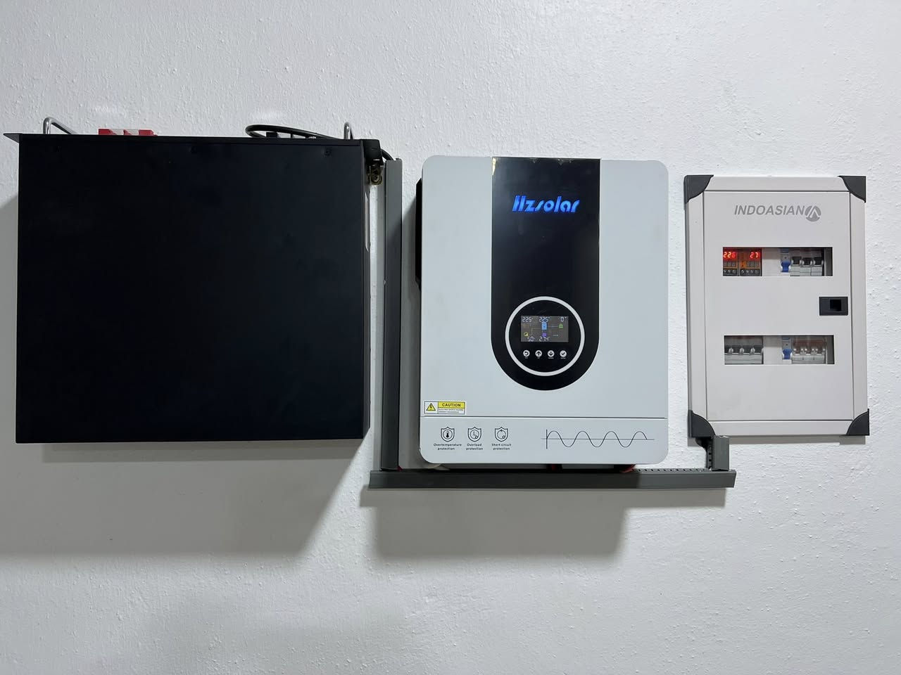 الحمدلله🤲    في الأمام گرزالدين(ع) الحمديه
تم تنصب طاقه شمسية من شركة HZ

6 امبير نهاري 🌝4امبير ليلي🌚

الانفيرتر 4.2KW ضمان 5 سنوات

البطارية 3KW ضمان 5 سنوات
?"!
يوجد لدينا منظومات طاقة شمسية من نوع شركة HZ
العالمية
بنظام النقدي
بنظام التقسيط
بكل الاحجام من 2 امبير فما فوق بطارية ضمان 5 سنوات جهاز انفيرتر ضمان 5 سنوات
الواح ضمان 10 سنوات
***********
***********.
