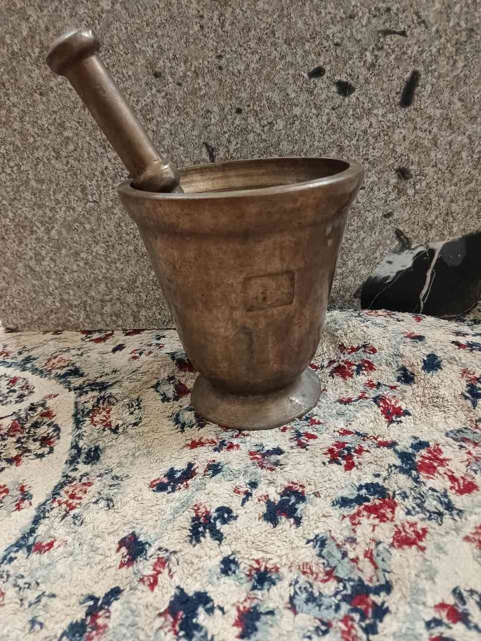 السلام عليكم هاون أبو الانكر السعر 150 ألف بغداد مدينة ***********
