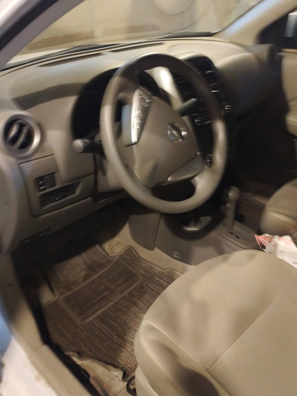 نيسان سني هندي 2022  مكينه كير شرط بدون اي ضرر كلين ماشيه 64  شرط التحويل  ***********
السعر 115$
