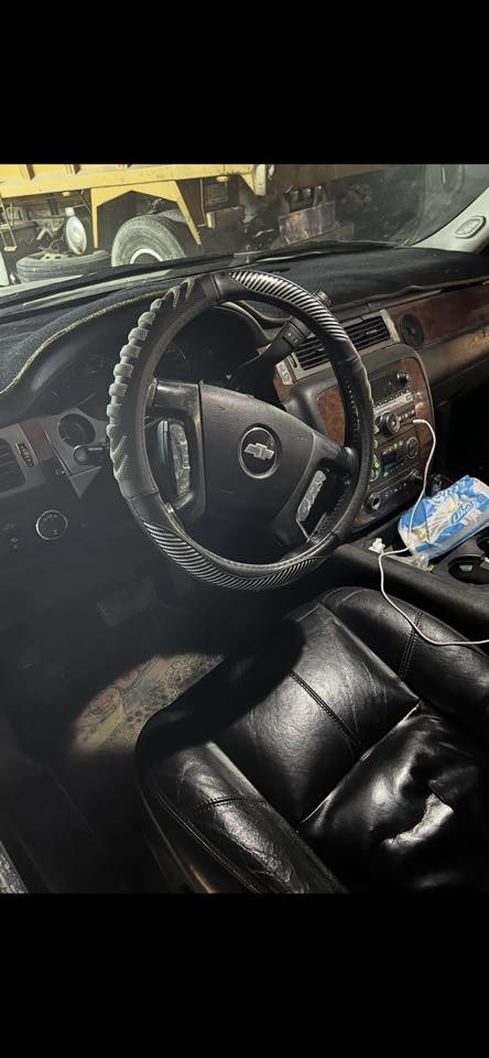 تاهوو 2013 فول مواصفات الأخير LT منضومه غاز بنورامه تحكمات استيرن تحكمات كشنات سستم صوت كشنات كلها جلد كفاله كص وسرقه وعشاير جاهزه الأخير مكينه وكير بلايلون كفاله عامه صدر امامي خلفي جديد لايت زنون اصلي ارقام بغداد وسنويه بغداد عضم عاج شغل مضبوط سياره جاهزه الأخير مكانها بغداد الستفسار *********** اكررر مكانها بغداد سعر 105 وبيها مجال الطيبين المو شراي لا يتعبني والعلم أصور سياره مامغسوله
