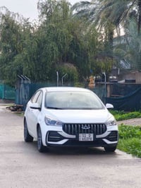 من رخصة الادمن شيري اريزو 5 موديل 2025   ماشية 38 الف   سيارة بعدها با...