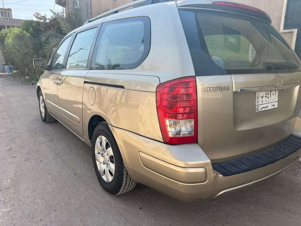 سلام عليكم هونداي انتروج سيدونا موديل ٢٠٠٧ سياره كير محرك حاويه قبل اسبوع شاده تخم تاير خير من الله بيهه صبغ صفحه ليمنه اثر شخوط وطخطخات بصيطه مكفوله تكم لغود شواصي السعر 127 للاستفسار ***********
