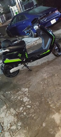 دراجه شحن • بطاريه ليثيوم • تمشي ٨٠كم