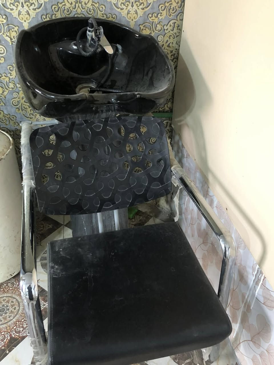 غراض صالونه // كرسي جديد كلش ونضيف لسعر 100بي مجال +// مرايه ثنين عدد وحده 75 قفل ورفوف لسعر 60 مكان ناصريه سكان صناعي. نزلت جامع +////فستان ملبوس بس ساعتين قياسه من 38 لحد 46. قماش مطاطه لسعر 25 مكان اريدو خلف كراج


**إذا كنت صاحب هذا الإعلان وتريد حذفه لأي سبب، رجاءا أرسل رسالة إلى الدعم الفني**