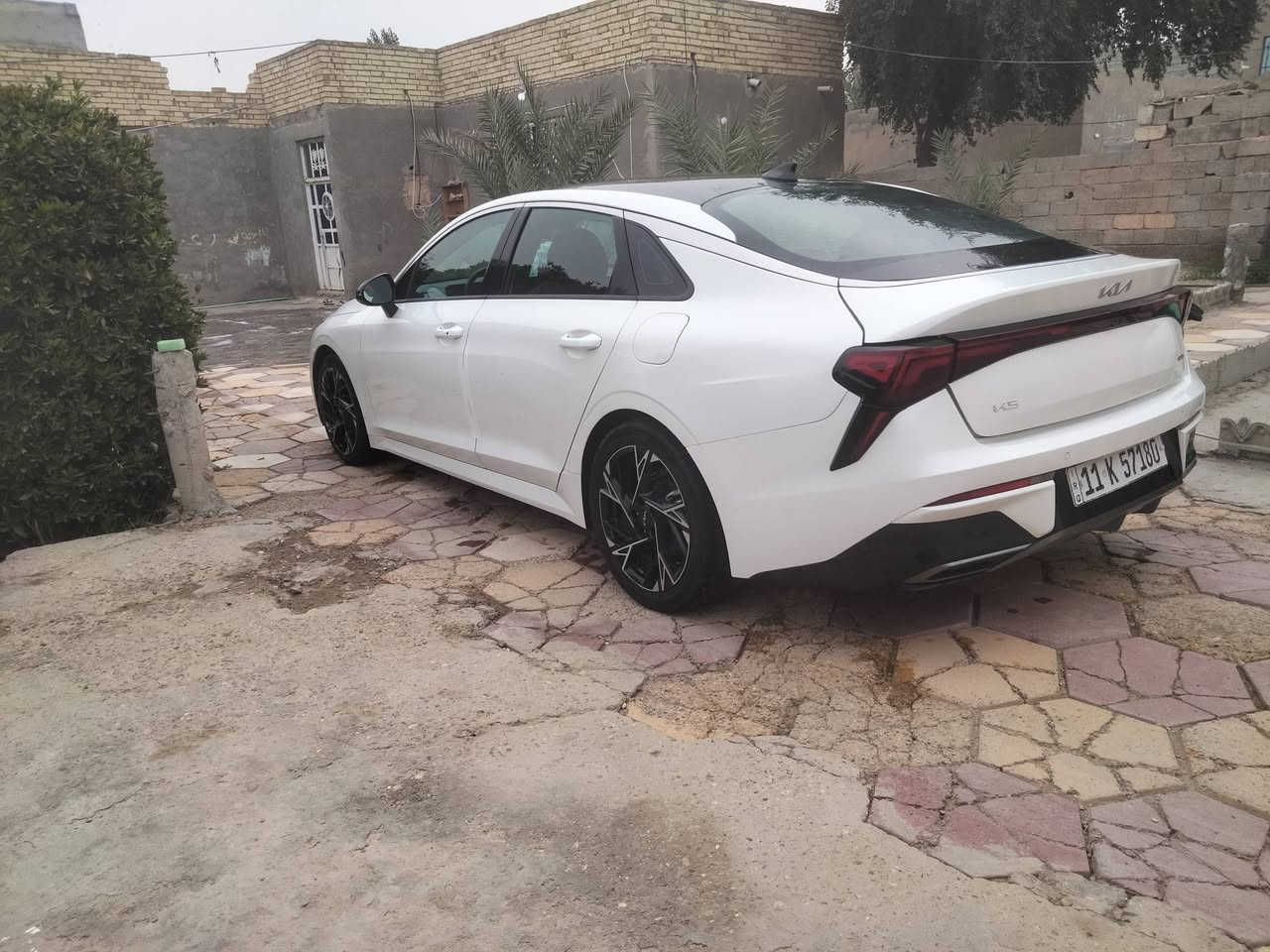 السلام عليكم كي 5 موديل 25 وارد امريكي سياره فول مواصفات كير وماكينه مكفول تخم تاير بسمي تحويل مباشر 175بيها مجال عنوان بغداد تقاطع النهروان ***********اتصال
