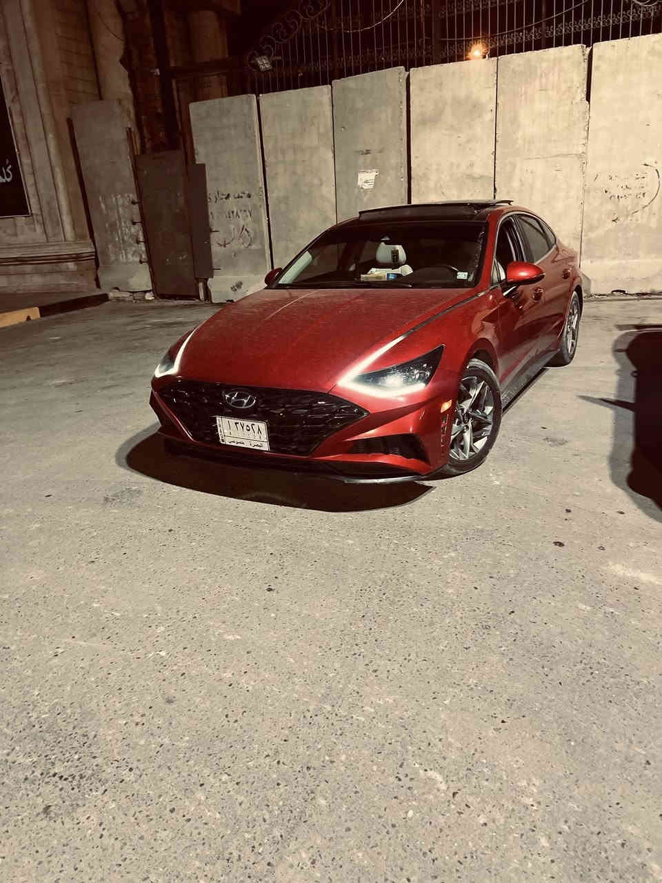 سلام عليكم سوناتا 2020
سياره فول موصفات باقيلها ثلاث اشهر صير حره السيارة

موصفات السيارة

بنوراما

كشنات تدفئة 

ترحيب 

تشغيل عن بعد 

رادار امامي وخلفي 

تحكم استيرن 

تثبيت مسار

صندوق ذكي يفتح عند القتراب 

مكينة السياره 2500 تنفس طبيعي 

السيارة بعد موصفات الفول  

سعر السياره 167ورقه

للستفسار اكثر اتصال على هذا الرقم

***********
