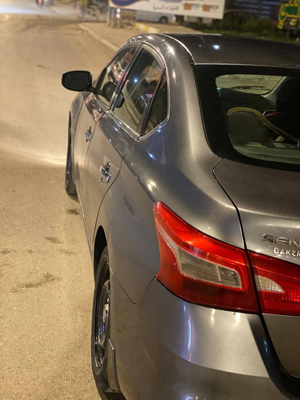 سلام عليكم نيسان سنترا موديل ١٦ وارد أمريكي حادثها جاملغين امامي وبنيد ومبدلات نفس اللون السياره حلوه وكاعده رقم بغداد الجديد السعر ٩٠ وبيها مجال شي بسيط الاتصال ***********
