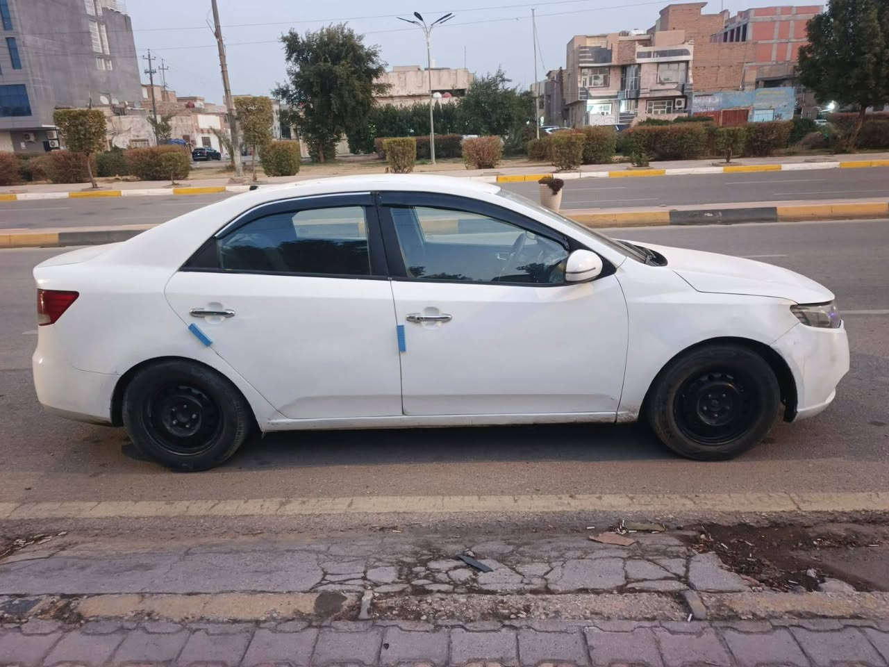 السلام عليكم سياره سيراتو 2011 رقم اربيل تريد وكاله تريد تحويل سياره جديده مكينه كير كفاله تخم تاير سياره بيه صبغ عام مكاني كربلاء السعر 70 وبيه مجال حك الجيه رقمي *********** مكلف بل نشر هاذه رقم ابو السياره واتساب ماجاوب
