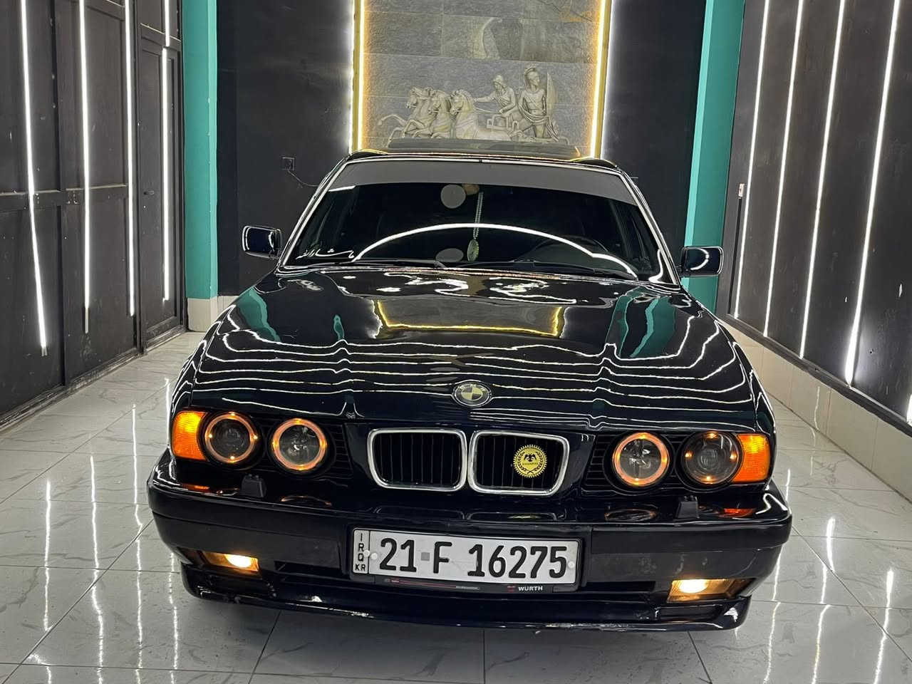 موديل 1990
تبريد 
سلايت 
جام كهرباء 
abs
بجم عريض 
لايتات عدسة 
صدر امامي خلفي جديد 
ويل خلية وتايرات جديد 
باتري جديد 
ضربة جاملغ خلفي بدون شاصي بدون داخل 
رقم سليمانية دولي وسنوية ماساقطة تحويل ثاني يوم 
السعر 65
***********      525ai كير عادي بلاد
