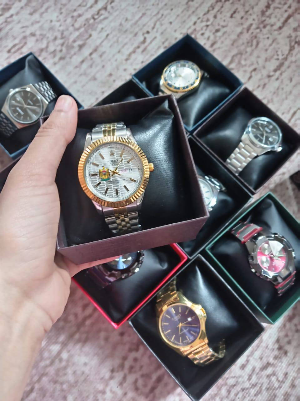 جمعة مباركة عليكم 
ساعات رجالية ونسائية كل صورة وسعرهه للتواصل واتساب 7766270194 توصيل متوفر لكل محافظات


**إذا كنت صاحب هذا الإعلان وتريد حذفه لأي سبب، رجاءا أرسل رسالة إلى الدعم الفني**