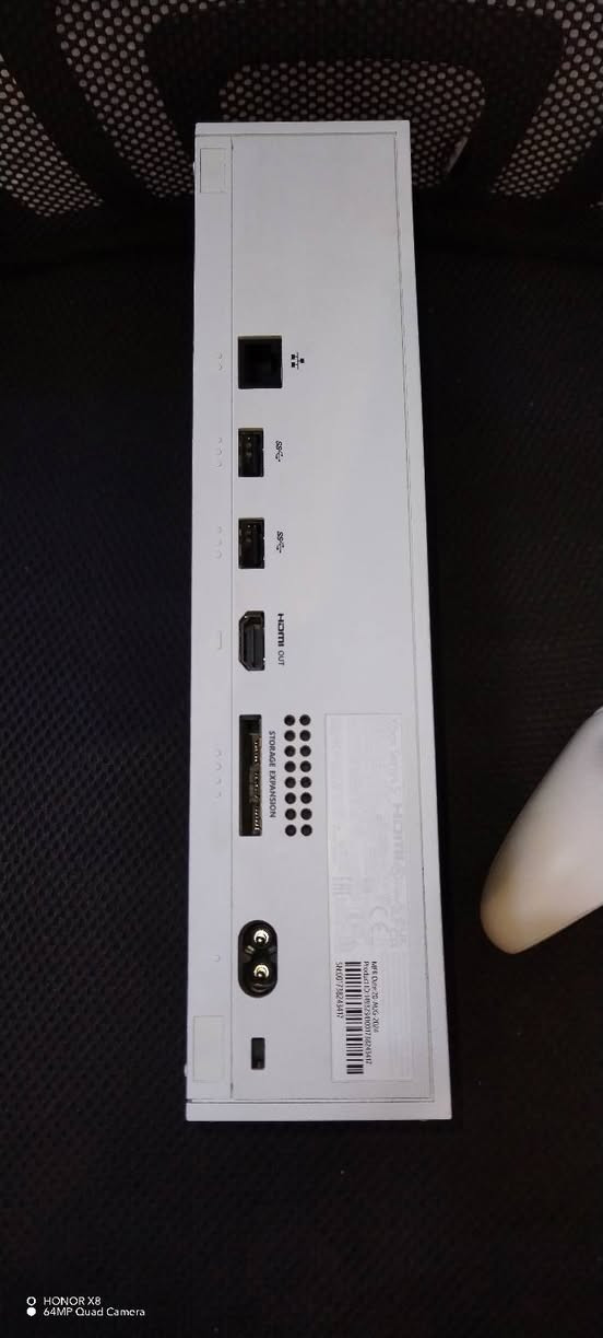 نظافة ٩٥ مامفتوح ذاكرة ٥١٢ الملحقات كيبلات +كارتون عمارة, ميسان


**إذا كنت صاحب هذا الإعلان وتريد حذفه لأي سبب، رجاءا أرسل رسالة إلى الدعم الفني**