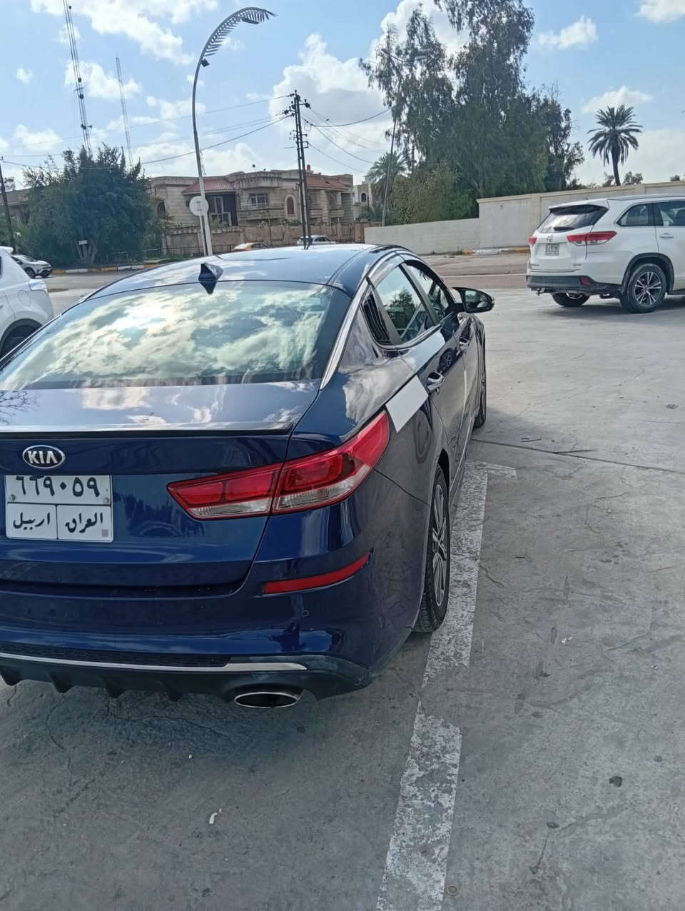 سلام عليكم للبيع كيا اوبتما مديل 2019وارد امريكي حادثها مال امريكه بنيد او جاملغ او بل عراق هم بيها مكانات صبغ تفاصيل اكثر موجود السونار بل منشور موصفات معروفه 
رقم اربيل تريد تحويل تريد وكاله مكان السياره بغداد الكاضميه السعر117او بيها مجال اي ستفسار ***********
اخوان مكلف بل نشر
