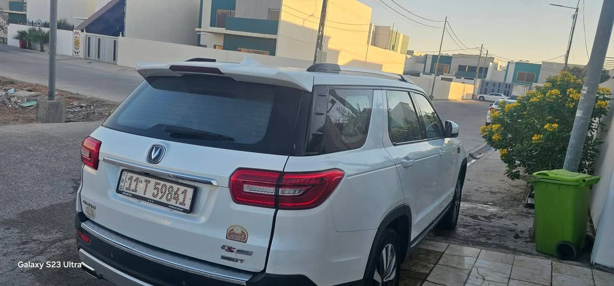 19 شانجان cs 95 اعلى فئه
تيربو جديد وصيانه بلكات ونوزلات من الشركه واخر صيانه للمحرك والكير ٤ مليون تقريبا في شركه البخيت مع الوصولات والقطع القديمه موجوده ..  تبريد ممتاز..
المواصفات معرفه للجميع كل شي شغال بدون حادث وصبغ ماعاد بعض الرصعات
للبيع المستعجل لغرض السفر 
السعر ١٣٥ ورقه مع بعض المجال للجادين 

ماشيه ١٦٠ الف 

***********
واتساب موجود 
يوجد وتساب
