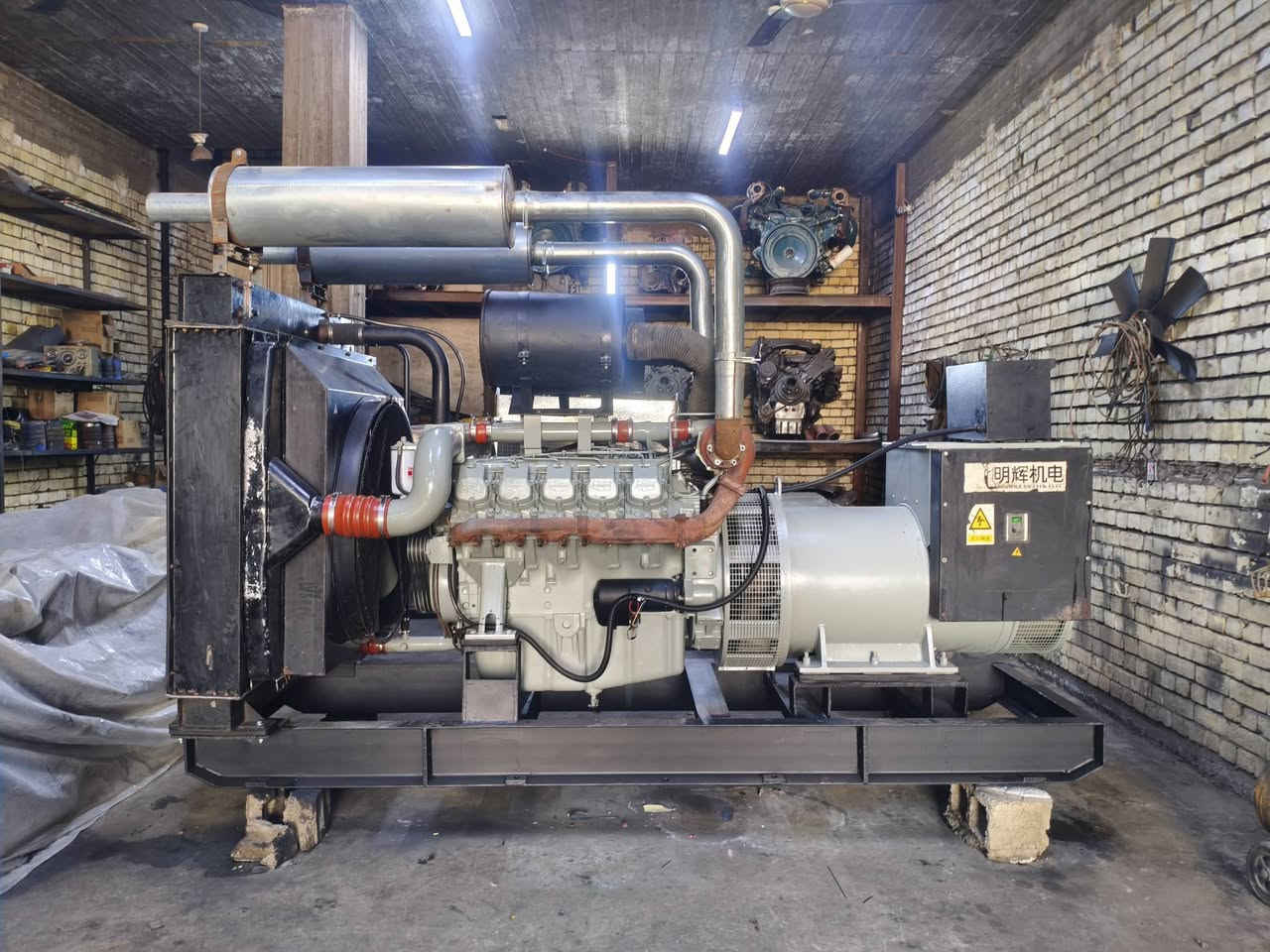 سلام عليكم كراج شمري جميع انواع دايو ابو غريب الخط السريع مقابل معمل حليب بلادي
دايو 10سلندر دوزان اربي 
شرط الحمل ستندر كهربائيه
حمايات توليد 500 ستندر
ضمان حمل 10ايام
السعر 175وبيها مجال
***********.   ***********
