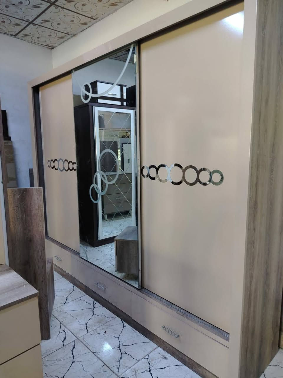 غرفه نوم نظيف كلش سعره 550 وبي مجال شراي تعال خاص كركوك, العراق


**إذا كنت صاحب هذا الإعلان وتريد حذفه لأي سبب، رجاءا أرسل رسالة إلى الدعم الفني**