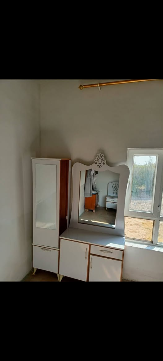 غرفة نوم تفصال اخو الجديد مستعمل شهرين سعر 350قفل عنوان حزيران


**إذا كنت صاحب هذا الإعلان وتريد حذفه لأي سبب، رجاءا أرسل رسالة إلى الدعم الفني**