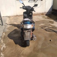 دراجه سكنز للبيع ٠٧٧٥٦٨٢٥٧٨٢ واتساب