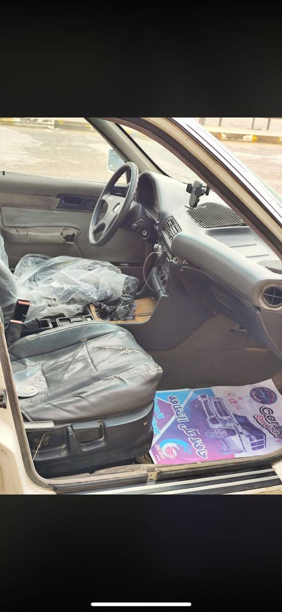 السلام عليكم
بي ام 525 مسكر فانوس 1991 
رقم انبار تستلم رقم الجديد 
كير عادي 
محرك وكير و اكسل كفاله 
بيه صبغ جاملغ الأمامي عكس السايق 
29 وبيها مجال 
***********
مكان السيارة كربلاء
