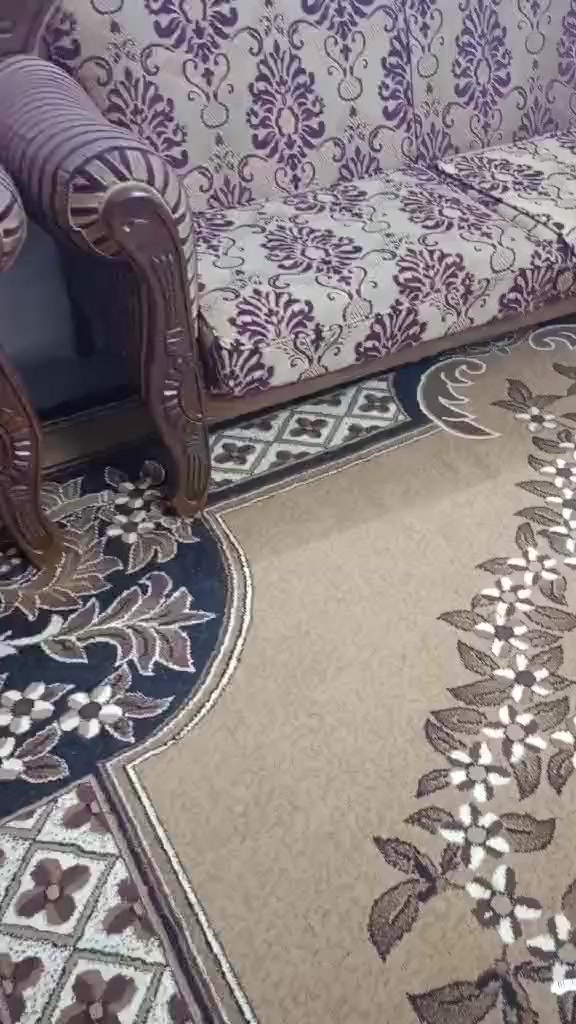 تخم قنفات رئاسي نضاف بدون ضرر نضيف مع سيت طبلات صاج السعر 250 الف بيه مجال ***********
