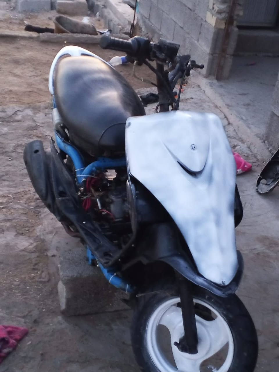 دراجة عدلة مال لعب مكينة 55دراجة ناعمة شلعة ومعدل شك الكاع عوزهة بس كابريتر متوازي ع بيعتهة رايدهةب300وبيهة مجال ***********.. واتساب فقط العنوان بغداد العبيدي اكرر عوزهة بس كابريتر
