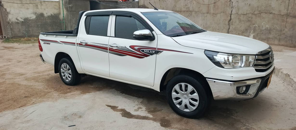 السلام عليكم 2022 للبيع رقم اربيل سنويه 27 المكان بصره رقم  صاحب السياره***********
