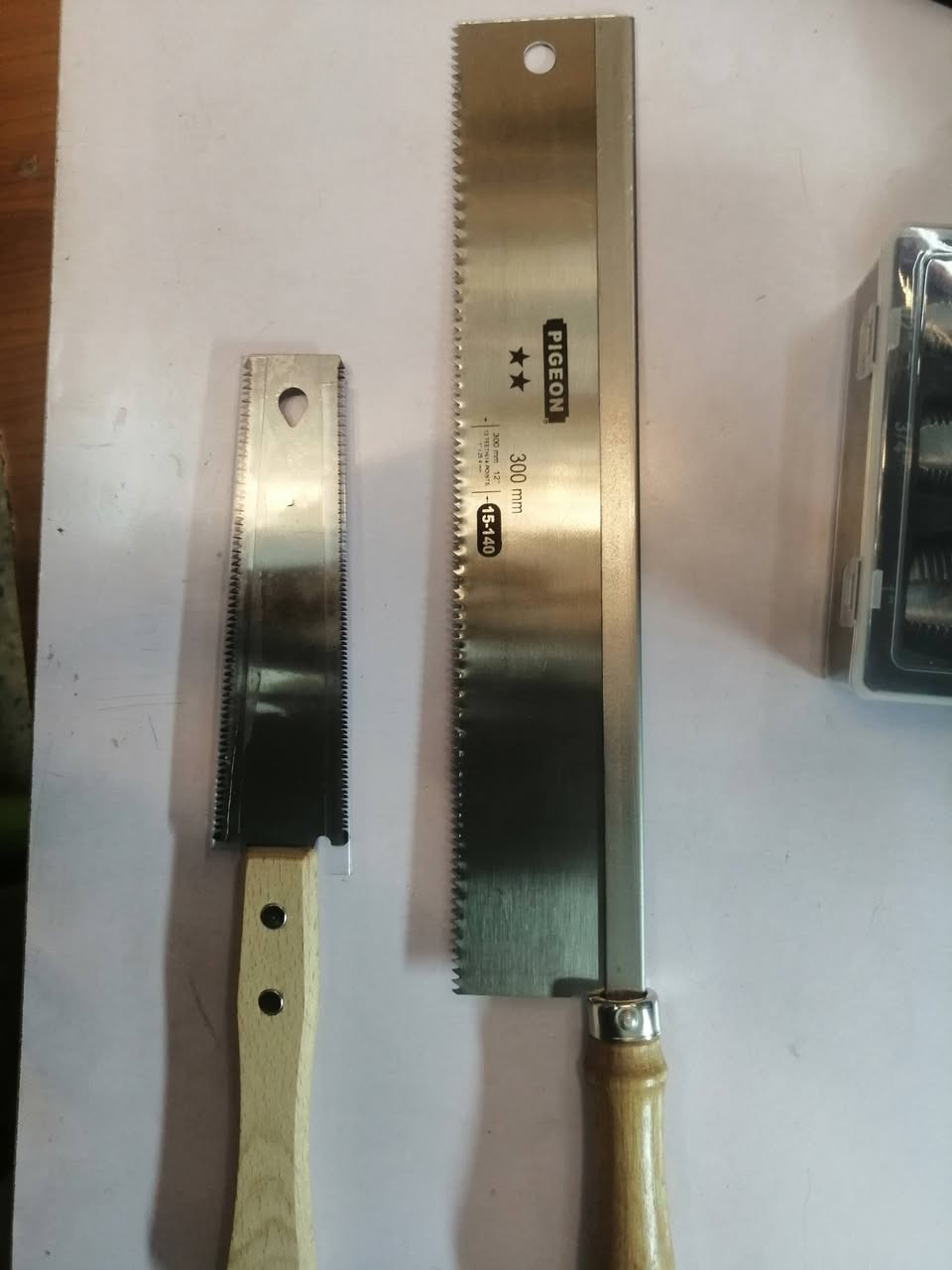 عدة مواد وصلتنا حديثا وبالأسعار المذكورة تحت الصور مع وجود خدمة التوصيل بسعر ٥٠٠٠ دينار للمحافظات كافة، حارث العزاوي *********** فايبر واتساب، بغداد شارع الرشيد ،باب الأغا ،مقابل سوق الصفارين
