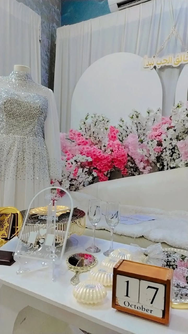 بنات فستان العقد مالتي ملابستة بس ساعتين خذته من علي كوزال بشارع الاميرات جداً راقي حابة ابيعة يلبس قياس38،40


**إذا كنت صاحب هذا الإعلان وتريد حذفه لأي سبب، رجاءا أرسل رسالة إلى الدعم الفني**