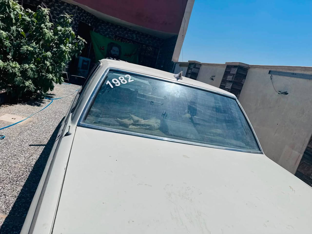 سلام عليكم 
 سوبر 82 
 كير ومكينه جدد vvt 3000
6 سلندر  سيارت هاون بطناش ىمعدل  تاكل الكاع
  سياره كامله ترايك للبصره 
 رقم نكليزي باسمي. تحويل ثاني يوم  نقصهه فقط تبريد
 مكان شعب
 سعر 46 وبيه مجال 
***********

